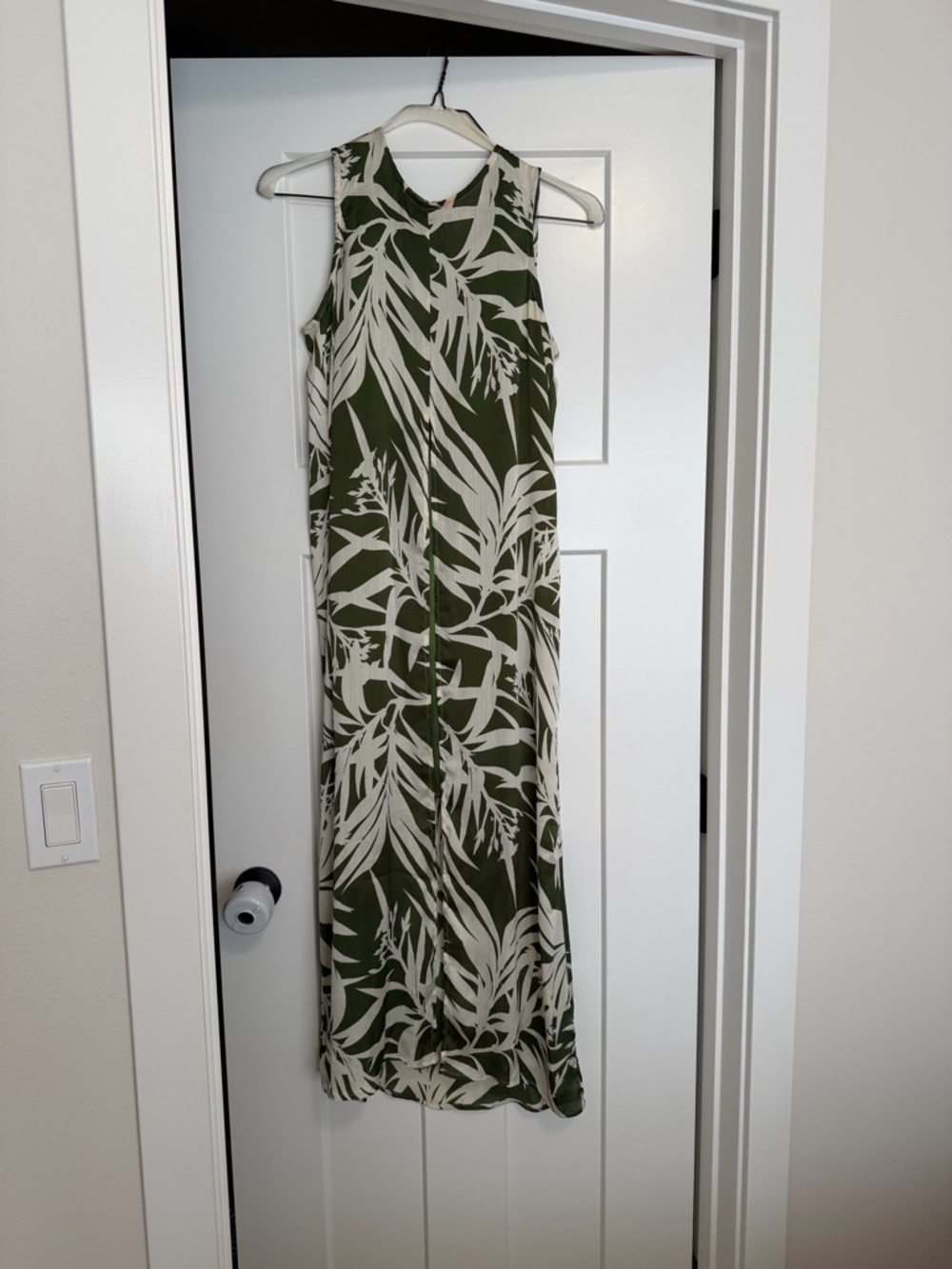Tuckernuck Hyacinth House Olive and White Tropical Leaf Maxi Dress